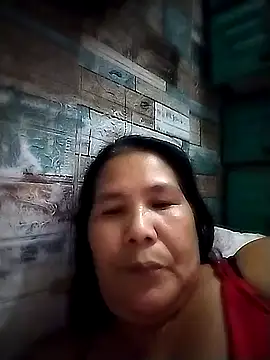 Snapshot of milagrose_rose chatting on 11/22/25, 04:00 milagrose rose online show from 11/22/25, 04:00