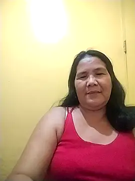 Snapshot of milagrose_rose chatting on 12/04/25, 12:58 milagrose rose online show from 12/04/25, 12:58
