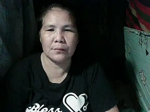 Snapshot of milagrose_rose chatting on 03/25/26, 01:28 milagrose rose online show from 03/25/26, 01:28