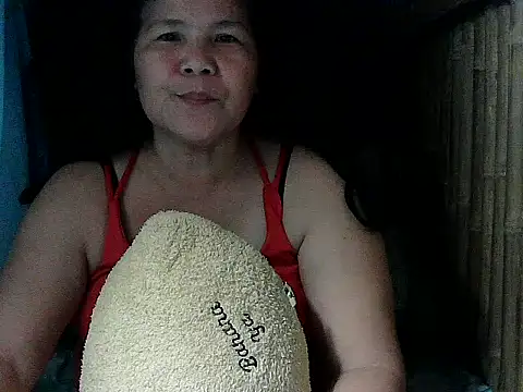 Snapshot of milagrose_rose chatting on 03/28/26, 09:03 milagrose rose online show from 03/28/26, 09:03