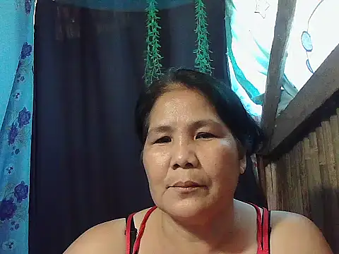 Snapshot of milagrose_rose chatting on 04/04/26, 07:28 milagrose rose online show from 04/04/26, 07:28