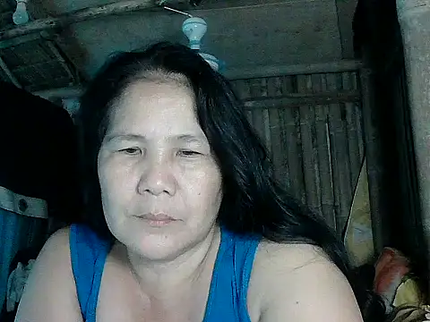 Snapshot of milagrose_rose chatting on 05/04/26, 01:29 milagrose rose online show from 05/04/26, 01:29