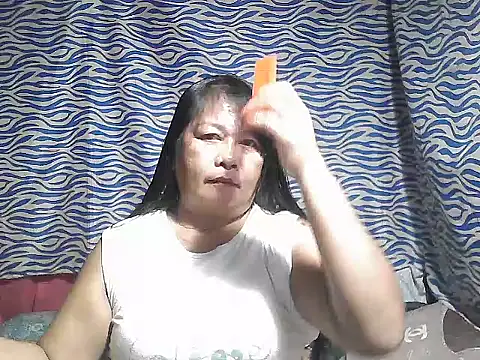 joy cute online show from 10/24/25, 11:12