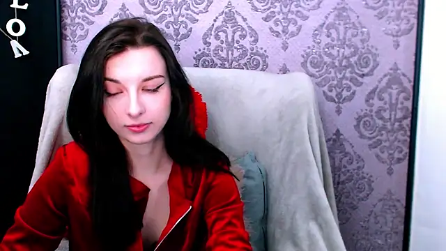 Snapshot of DominantLuna chatting on 03/22/26, 08:45 DominantLuna online show from 03/22/26, 08:45