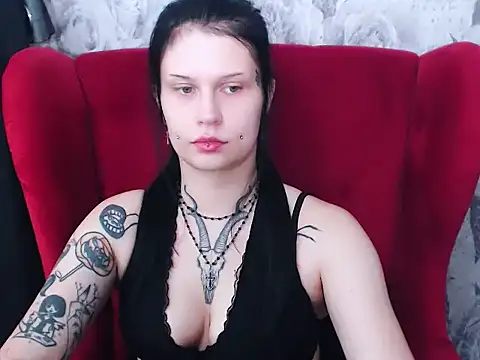 VenomDoll online show from 11/30/25, 08:13