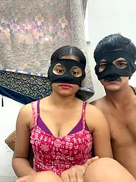 Snapshot of sexy-riya43 chatting on 11/01/25, 08:27 sexy-riya43 online show from 11/01/25, 08:27