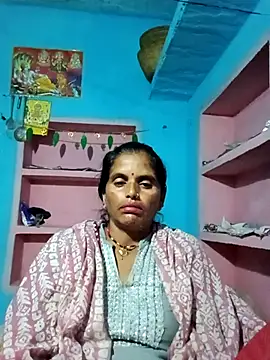 Mohni cute online show from 10/31/25, 01:39