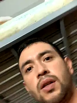 Snapshot of -bunny06 chatting on 09/29/25, 09:36 -bunny06 online show from 09/29/25, 09:36