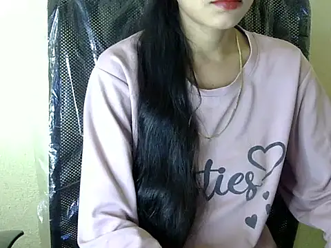 Snapshot of Shazi_1 chatting on 11/16/25, 02:39 Shazi 1 online show from 11/16/25, 02:39