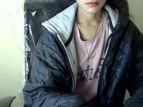 Snapshot of Shazi_1 chatting on 11/20/25, 04:23 Shazi 1 online show from 11/20/25, 04:23