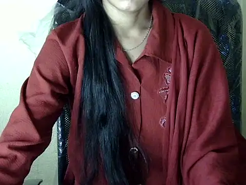 Snapshot of Shazi_1 chatting on 12/21/25, 04:52 Shazi 1 online show from 12/21/25, 04:52