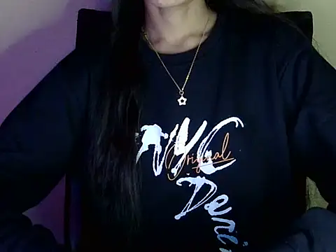 Snapshot of Shazi_1 chatting on 01/07/26, 04:20 Shazi 1 online show from 01/07/26, 04:20