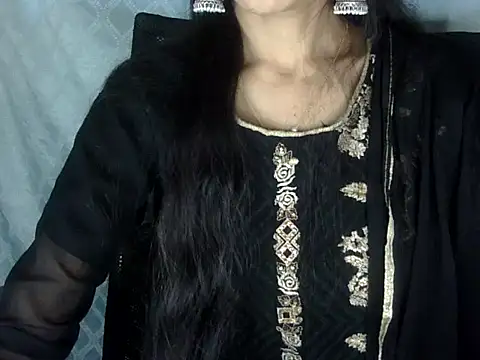 Snapshot of Shazi_1 chatting on 02/04/26, 03:40 Shazi 1 online show from 02/04/26, 03:40