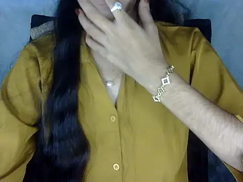 Snapshot of Shazi_1 chatting on 02/12/26, 03:07 Shazi 1 online show from 02/12/26, 03:07