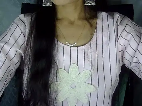 Snapshot of Shazi_1 chatting on 02/13/26, 02:46 Shazi 1 online show from 02/13/26, 02:46