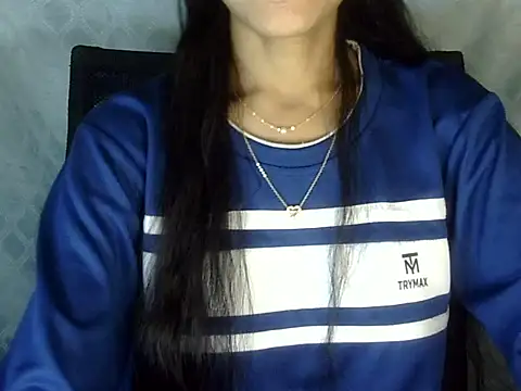 Snapshot of Shazi_1 chatting on 02/19/26, 04:36 Shazi 1 online show from 02/19/26, 04:36