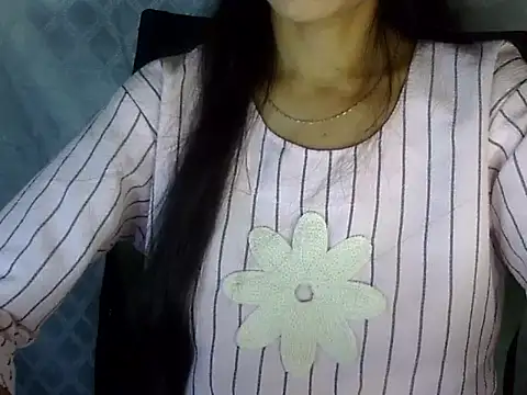 Snapshot of Shazi_1 chatting on 02/20/26, 04:18 Shazi 1 online show from 02/20/26, 04:18