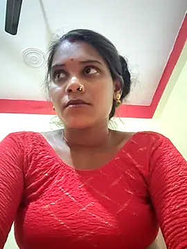 Snapshot of Katrina_kaif143 chatting on 10/05/25, 03:21 Katrina kaif143 online show from 10/05/25, 03:21