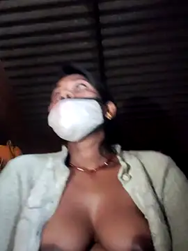 Katrina kaif143 online show from 12/14/25, 10:31