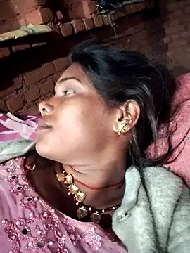 Katrina kaif143 online show from 12/17/25, 03:29