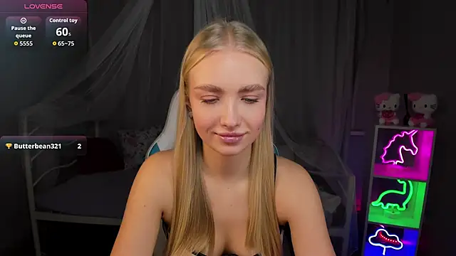 TessaGrays online show from 11/22/25, 11:53