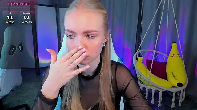 Snapshot of TessaGrays chatting on 02/09/26, 11:36 TessaGrays online show from 02/09/26, 11:36