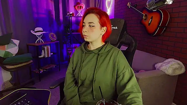 MarcelineChi online show from 12/03/25, 05:26