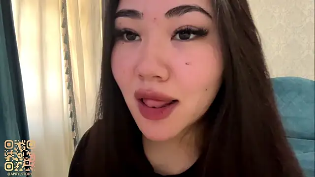 Snapshot of AYPRILPURE chatting on 10/30/25, 04:25 AYPRILPURE online show from 10/30/25, 04:25