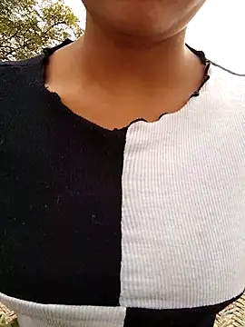 Snapshot of PEEHU-50 chatting on 02/19/26, 03:24 PEEHU-50 online show from 02/19/26, 03:24