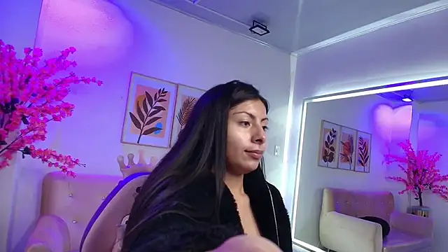 Gabriela milani online show from 10/24/25, 11:39