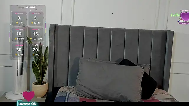 Snapshot of luxuryheaven_8 chatting on 10/06/25, 08:17 luxuryheaven 8 online show from 10/06/25, 08:17