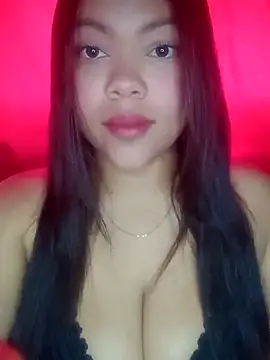 Snapshot of loren_g08 chatting on 11/05/25, 06:30 loren g08 online show from 11/05/25, 06:30