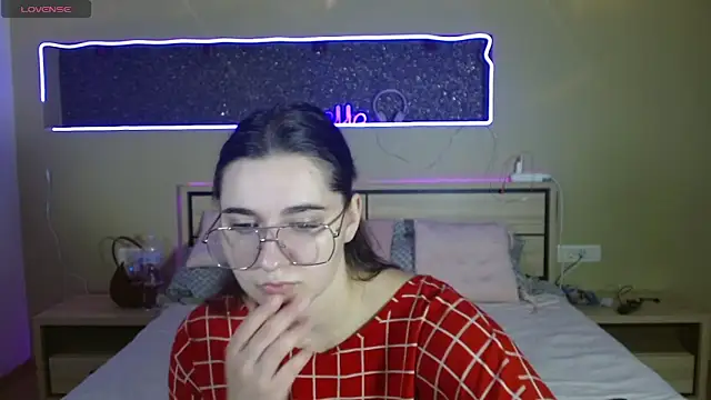 cutieblush online show from 10/08/25, 08:39