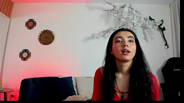 cloe taylor   online show from 12/02/25, 04:29