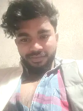 Snapshot of Hotraj24 chatting on 12/20/25, 06:09 Hotraj24 online show from 12/20/25, 06:09