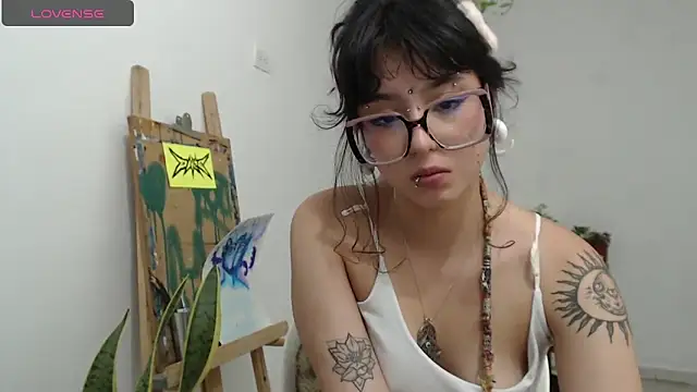 Snapshot of Lia_Carter_ chatting on 04/11/26, 12:48 Lia Carter online show from 04/11/26, 12:48