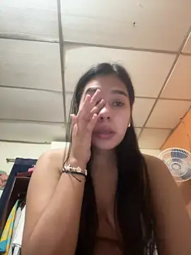 Snapshot of Brianna_bunny05 chatting on 03/01/26, 03:41 Brianna bunny05 online show from 03/01/26, 03:41