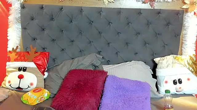 Xiomara Stwart online show from 11/21/25, 07:45