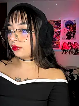 Hinatamoon  online show from 10/10/25, 04:22