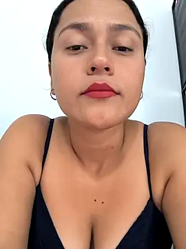 Nadia hasbun online show from 10/19/25, 08:09