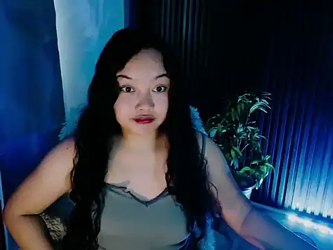 Snapshot of UrFavouriteCravings chatting on 03/19/26, 01:42 UrFavouriteCravings online show from 03/19/26, 01:42