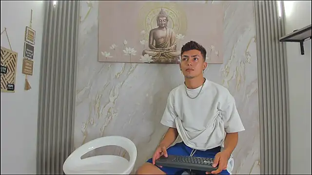 VERY HOT GUYS online show from 12/20/25, 01:29