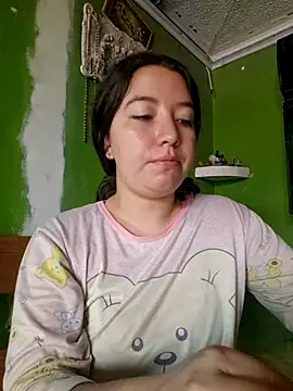 annyaparis online show from 10/11/25, 04:38