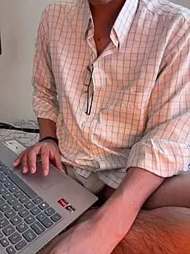 LiamMyst online show from 11/04/25, 03:44