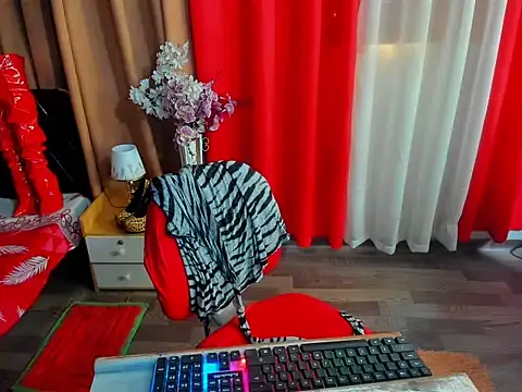 xAsianTOPModelx online show from 05/06/26, 07:02