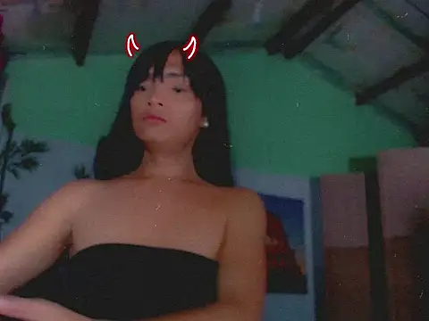 xAsianTOPModelx online show from 06/14/26, 04:47