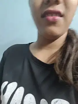 Unique girls90 online show from 05/26/26, 01:40