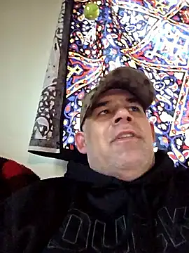 Snapshot of DeeBestEver chatting on 11/11/25, 04:07 DeeBestEver online show from 11/11/25, 04:07