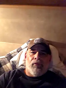 Snapshot of DeeBestEver chatting on 11/30/25, 06:50 DeeBestEver online show from 11/30/25, 06:50