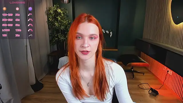 Snapshot of PollyMayer chatting on 06/05/26, 08:58 PollyMayer online show from 06/05/26, 08:58